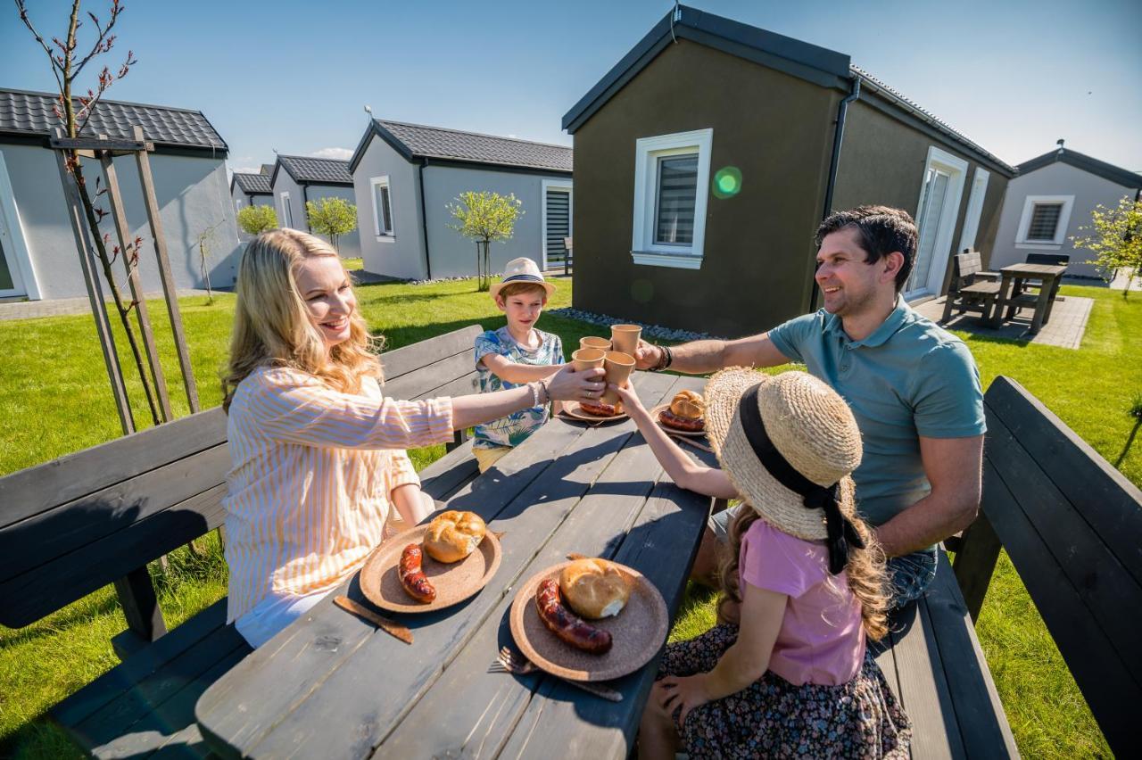 Scandi Village Затор Екстер'єр фото