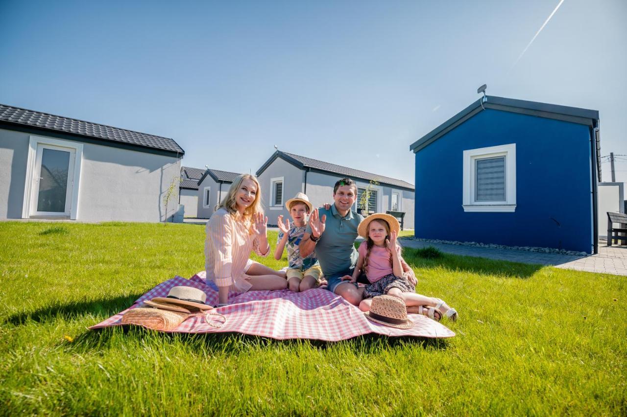 Scandi Village Затор Екстер'єр фото